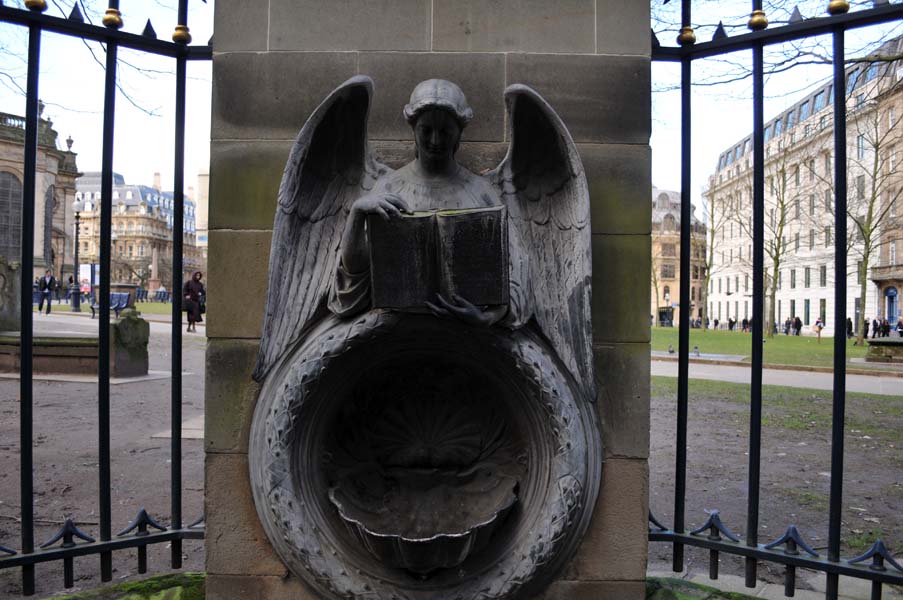 Old public drinking fountain.