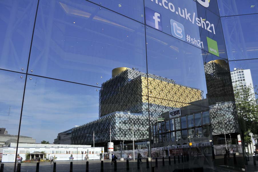 Reflection of the new Central Library.