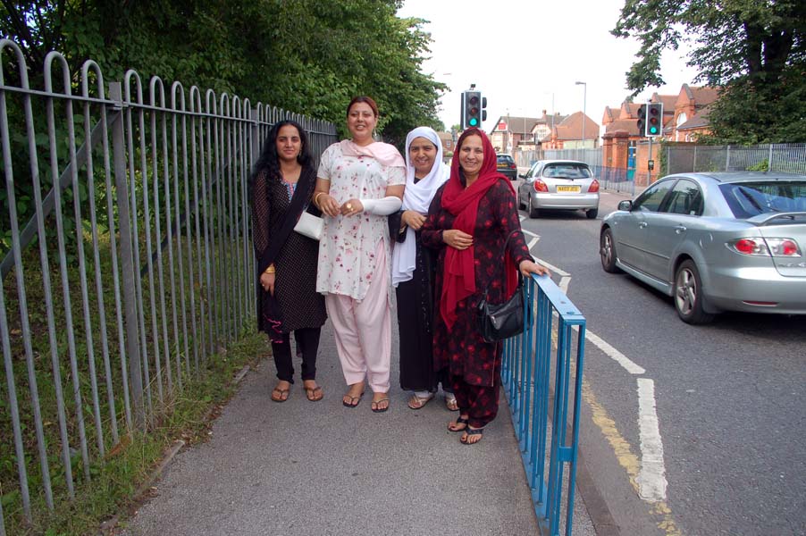 Group portrait, near the Stratford Road.