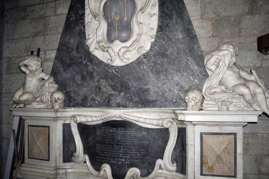 Tomb, St Mary Magdalene, Tanworth in Arden