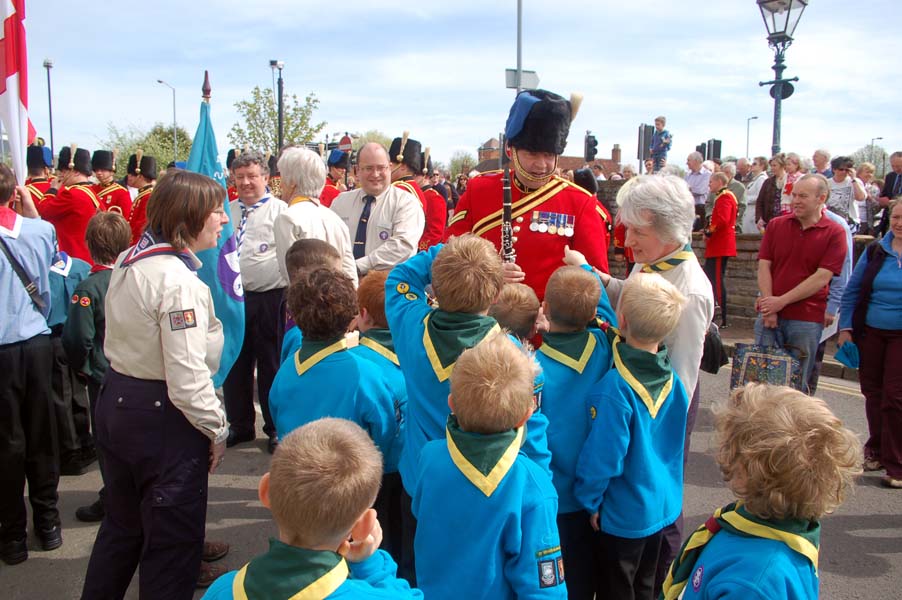 Admiring the soldier's medals, Stratford upon Avon.