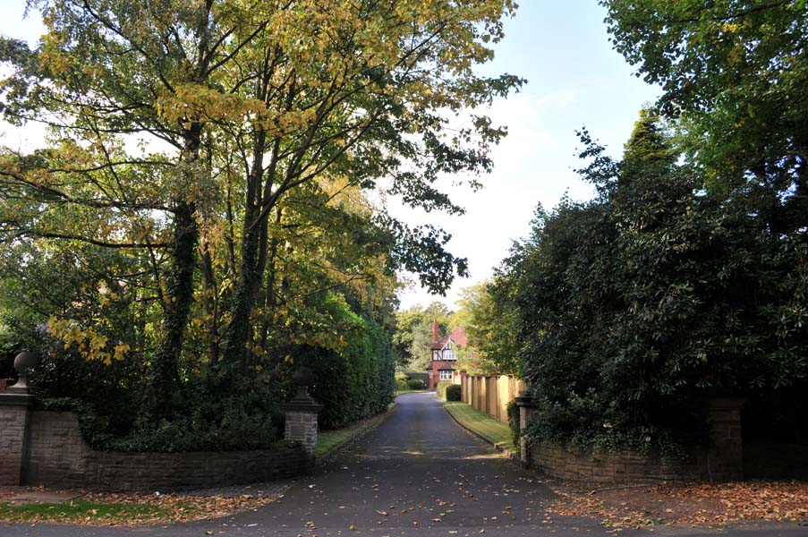 Driveway, Hartopp Road.