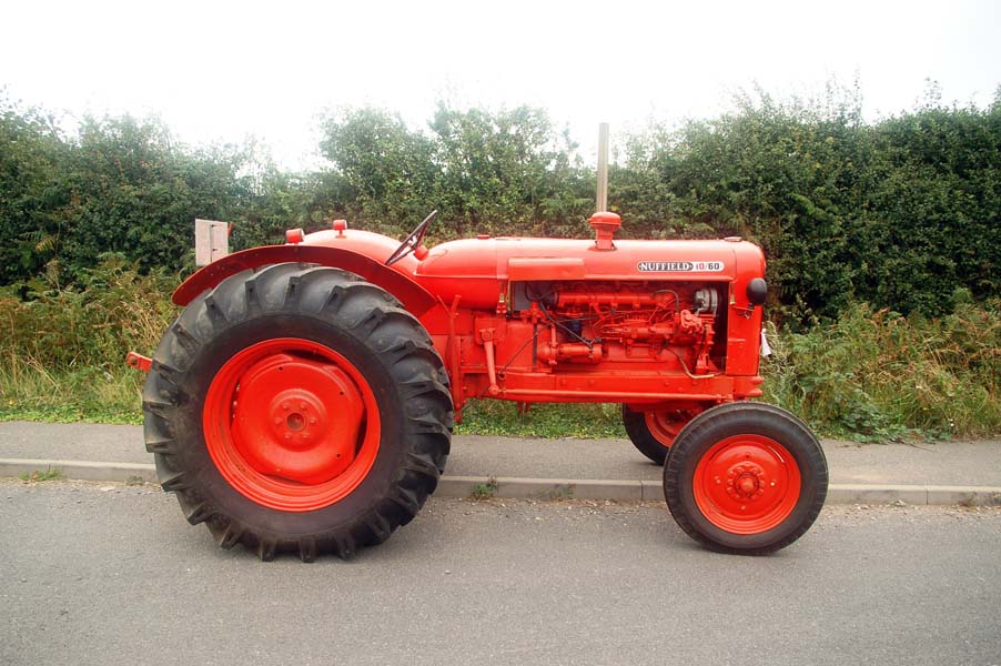 Vintage tractor, the Canwell show.